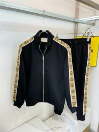 Picture of Gucci SweatSuits _SKUGucciM-3XL12yn18128442